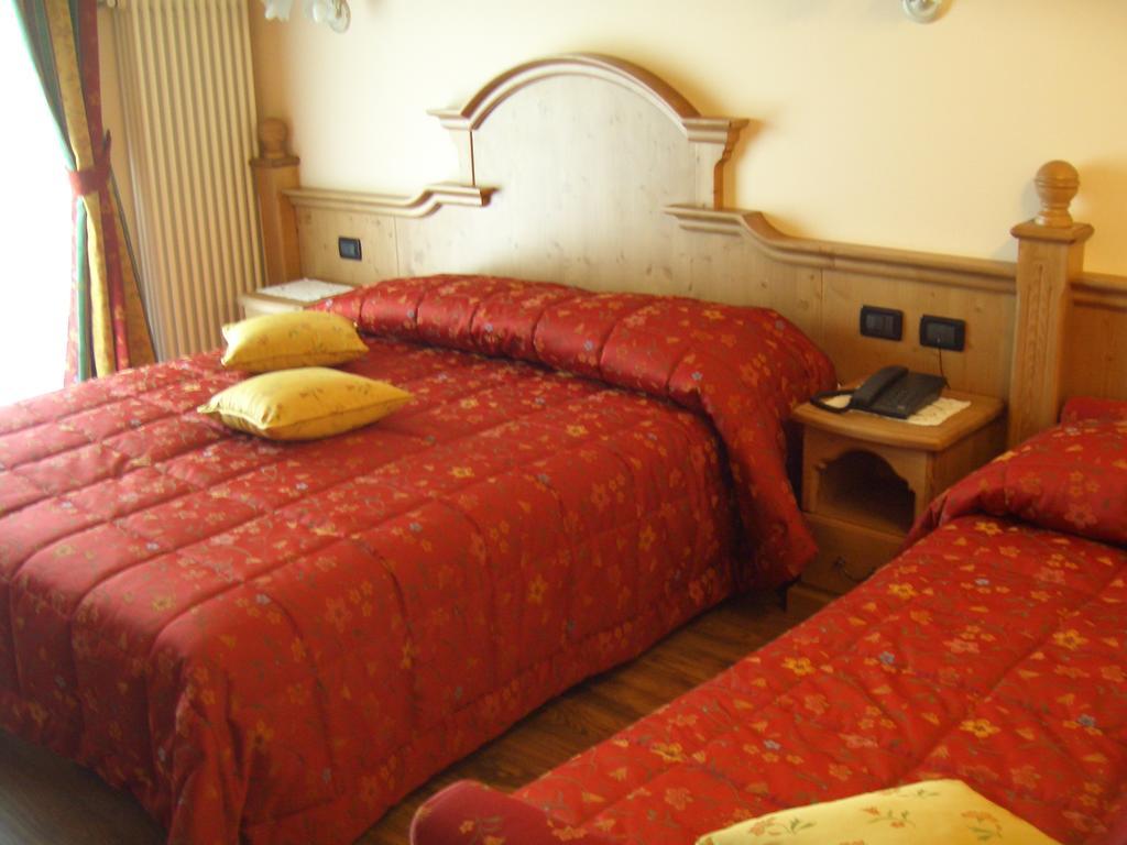 Albergo Miramonti Dependance Asiago Kamer foto